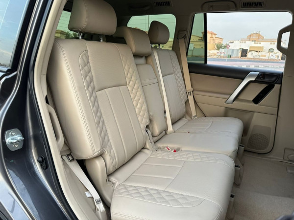 Toyota LAND CRUISER PRADO 2018/ Grey LHD Petrol AT SUV 4WD view 14