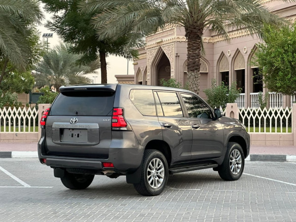 Toyota LAND CRUISER PRADO 2018/ Grey LHD Petrol AT SUV 4WD view 23