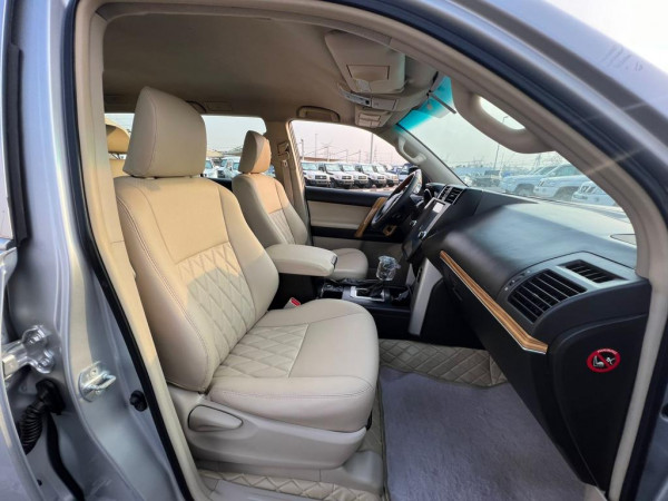 Toyota LAND CRUISER PRADO 2010  Silver LHD Petrol AT SUV 4WD view 16
