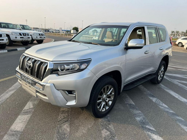 Toyota LAND CRUISER PRADO 2010  Silver LHD Petrol AT SUV 4WD view 18
