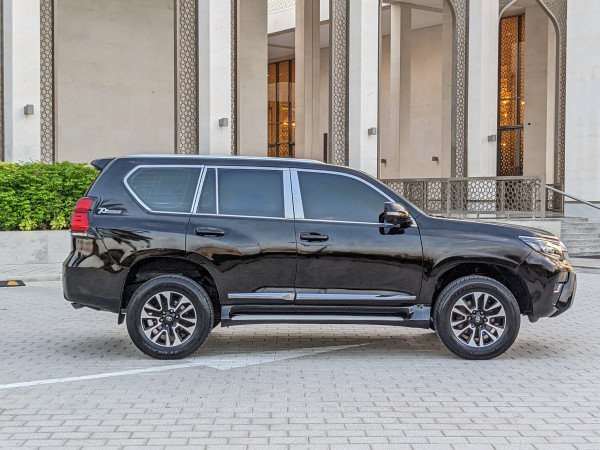 Toyota LAND CRUISER PRADO 2010  Black LHD Petrol AT SUV 4WD view 5