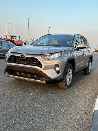 Toyota RAV 4 2020  Silver LHD Petrol AT SUV Crossover 2WD view 6
