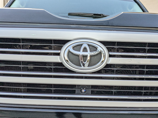 Toyota Land Cruiser 2010  Black LHD Petrol AT SUV 4WD view 2