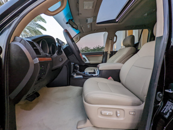 Toyota Land Cruiser 2010  Black LHD Petrol AT SUV 4WD view 14