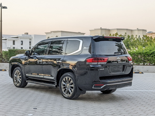 Toyota Land Cruiser 2010  Black LHD Petrol AT SUV 4WD view 15