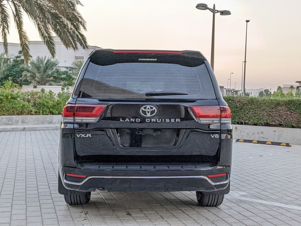 Toyota Land Cruiser 2010  Black LHD Petrol AT SUV 4WD view 16