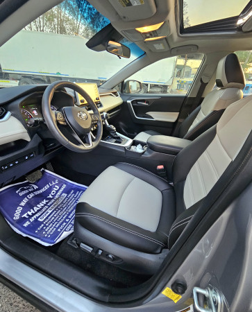 Toyota RAV 4 2020  Silver LHD Petrol AT SUV Crossover 4WD view 4