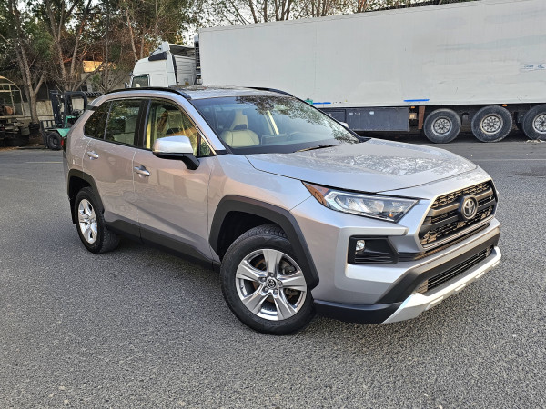 Toyota RAV 4 2020  Silver LHD Petrol AT SUV Crossover 4WD view 18