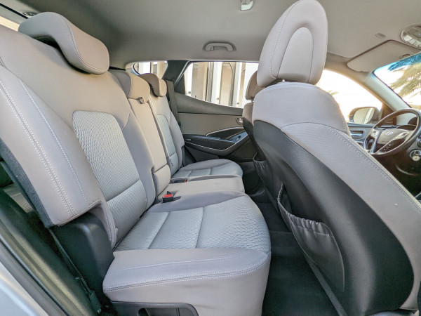 Hyundai Santa Fe 2013/ Silver LHD Petrol AT SUV 4WD view 3