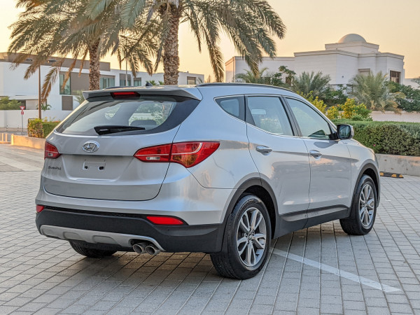 Hyundai Santa Fe 2013/ Silver LHD Petrol AT SUV 4WD view 9