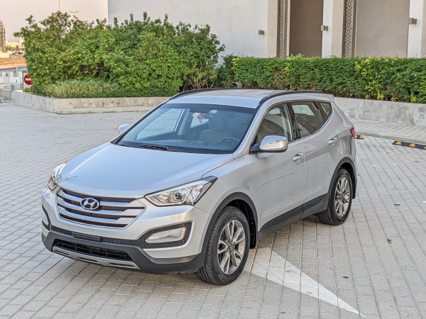 Hyundai Santa Fe 2013/ Silver LHD Petrol AT SUV 4WD view 13