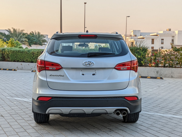 Hyundai Santa Fe 2013/ Silver LHD Petrol AT SUV 4WD view 14
