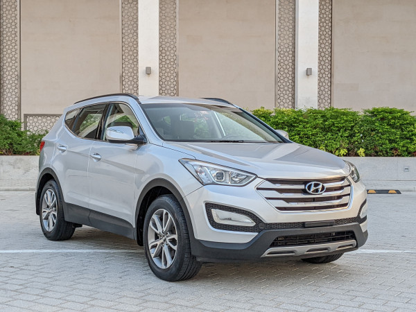 Hyundai Santa Fe 2013/ Silver LHD Petrol AT SUV 4WD view 17