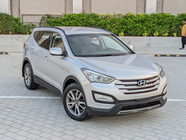 Hyundai Santa Fe 2013/ Silver LHD Petrol AT SUV 4WD view 18