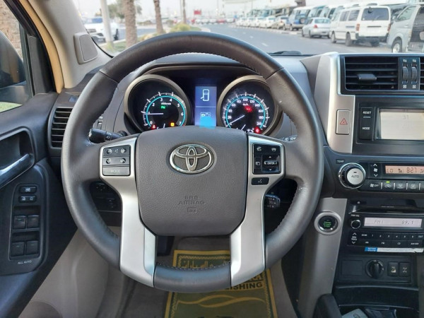 Toyota LAND CRUISER PRADO 2010  Black LHD Petrol AT SUV 4WD view 6