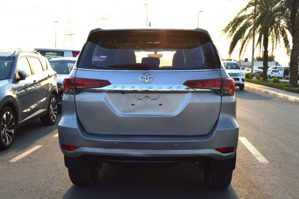 Toyota Fortuner 2018/ Grey LHD Petrol AT SUV 4WD view 16