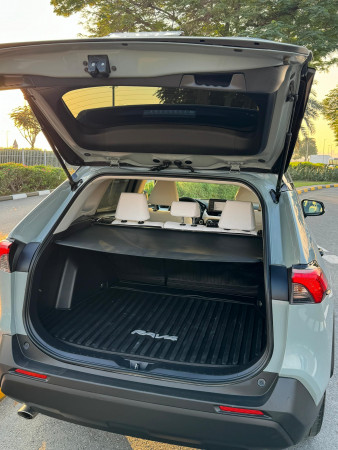 Toyota RAV 4 2022/ Green LHD Hybrid AT SUV Crossover 2WD