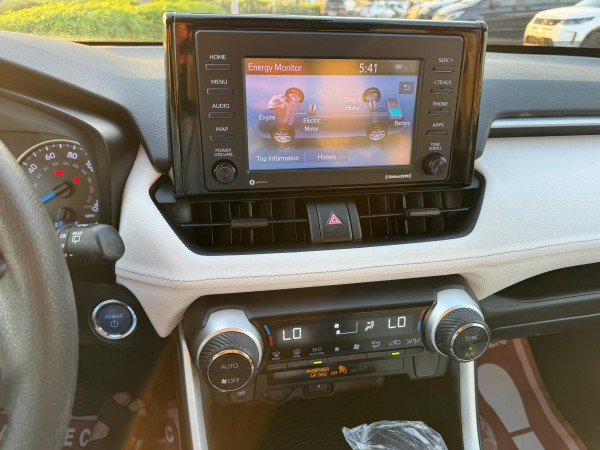 Toyota RAV 4 2022/ Green LHD Hybrid AT SUV Crossover 2WD view 6