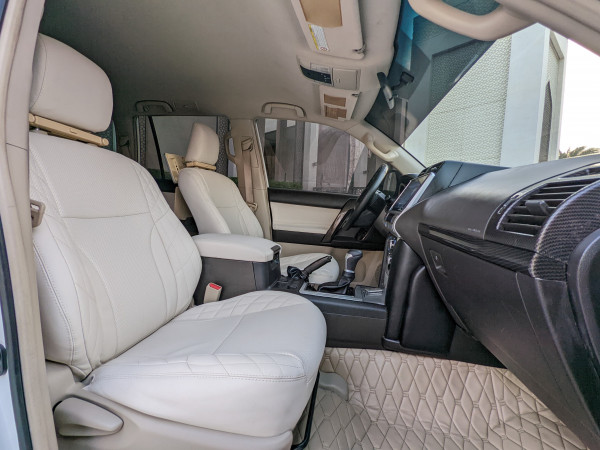 Toyota LAND CRUISER PRADO 2011/ White LHD Petrol AT SUV 4WD view 4