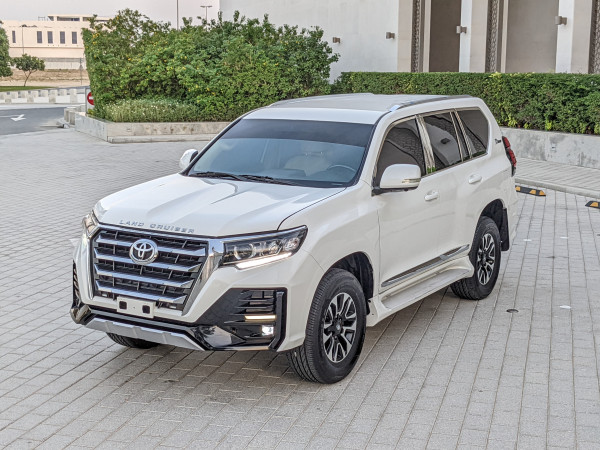 Toyota LAND CRUISER PRADO 2011/ White LHD Petrol AT SUV 4WD view 16