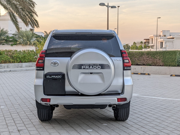 Toyota LAND CRUISER PRADO 2011  Silver LHD Petrol AT SUV 4WD view 16