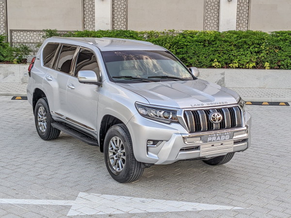 Toyota LAND CRUISER PRADO 2011  Silver LHD Petrol AT SUV 4WD view 18