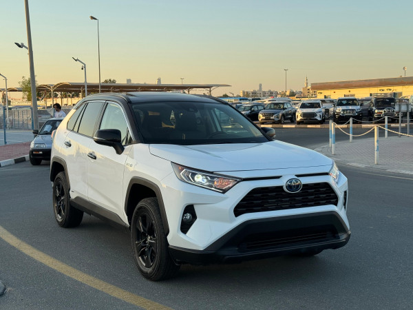 Toyota RAV 4 2021  White LHD Hybrid AT SUV Crossover 4WD view 21