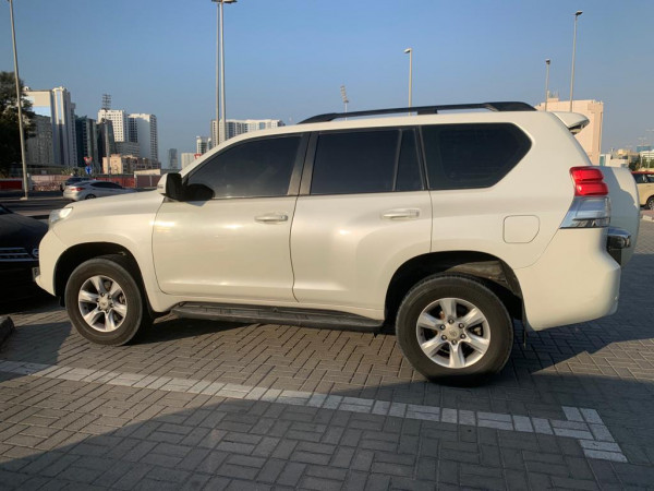 Toyota LAND CRUISER PRADO 2011  White LHD Petrol AT SUV 4WD view 3