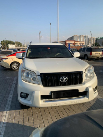 Toyota LAND CRUISER PRADO 2011  White LHD Petrol AT SUV 4WD view 6