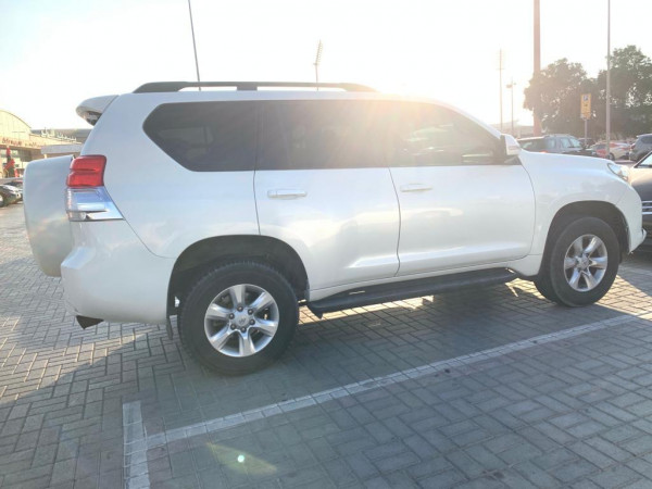 Toyota LAND CRUISER PRADO 2011  White LHD Petrol AT SUV 4WD view 8