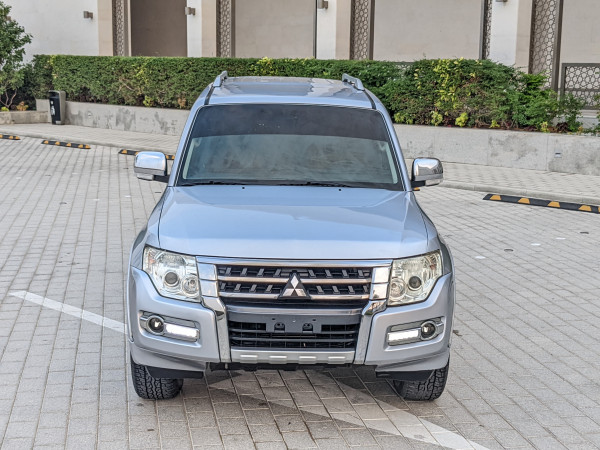 Mitsubishi Pajero 2017  Silver LHD Petrol AT SUV 4WD