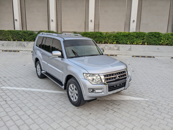 Mitsubishi Pajero 2017  Silver LHD Petrol AT SUV 4WD view 19