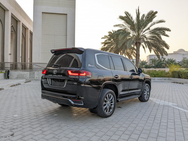 Toyota Land Cruiser 2013  Black LHD Petrol AT SUV 4WD view 24