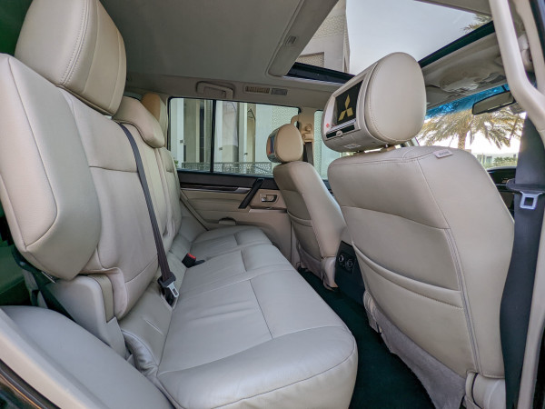 Mitsubishi Pajero 2017  Maroon LHD Petrol AT SUV 4WD view 5