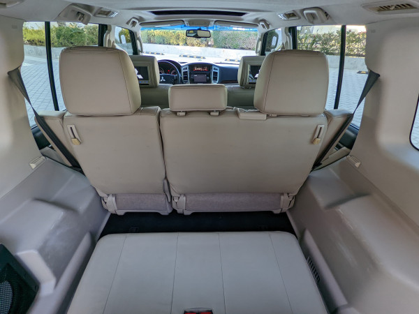 Mitsubishi Pajero 2017  Maroon LHD Petrol AT SUV 4WD view 9