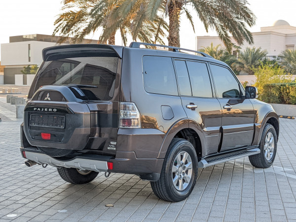 Mitsubishi Pajero 2017  Maroon LHD Petrol AT SUV 4WD view 19