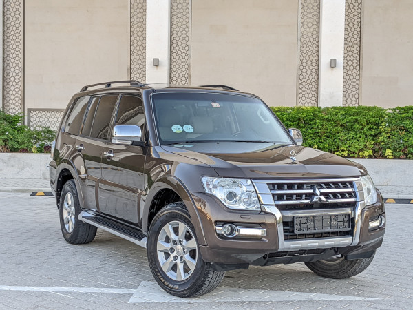 Mitsubishi Pajero 2017  Maroon LHD Petrol AT SUV 4WD view 21
