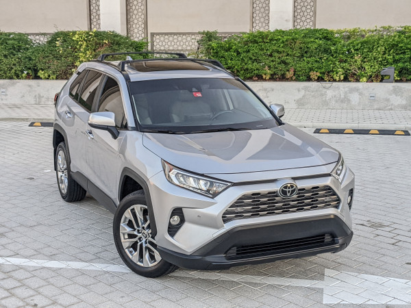 Toyota RAV 4 2019  Silver LHD Petrol AT SUV Crossover 2WD view 20