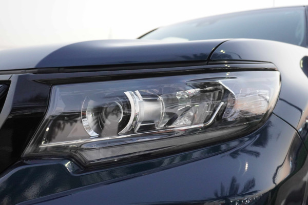 Toyota LAND CRUISER PRADO 2020  Blue RHD Diesel AT SUV 4WD view 3