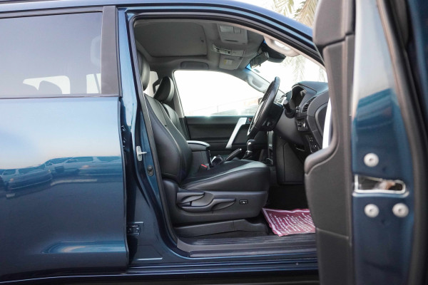 Toyota LAND CRUISER PRADO 2020  Blue RHD Diesel AT SUV 4WD view 4