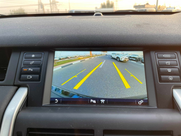 Land Rover Discovery 2016  Black RHD Diesel AT SUV 4WD view 3