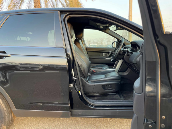 Land Rover Discovery 2016  Black RHD Diesel AT SUV 4WD view 15