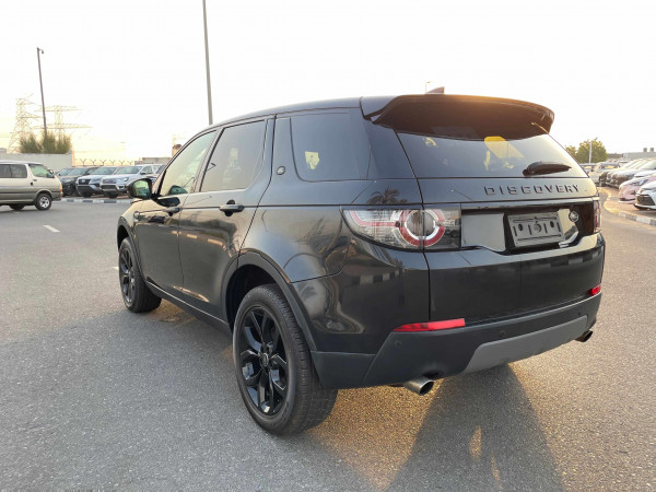 Land Rover Discovery 2016  Black RHD Diesel AT SUV 4WD view 32