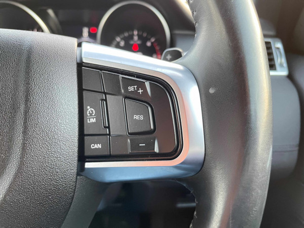 Land Rover Discovery 2016  Black RHD Diesel AT SUV 4WD view 36