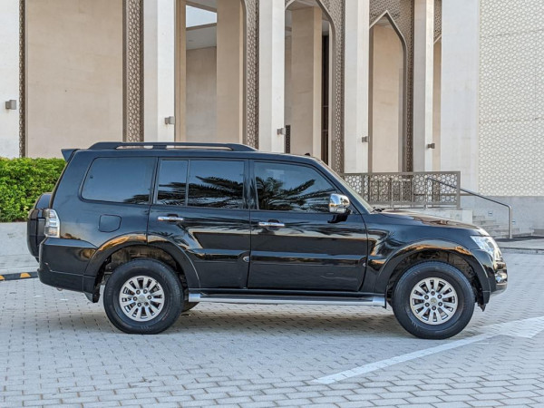 Mitsubishi Pajero 2015/ Black LHD Petrol AT SUV 4WD view 11