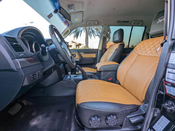 Mitsubishi Pajero 2015/ Black LHD Petrol AT SUV 4WD view 17