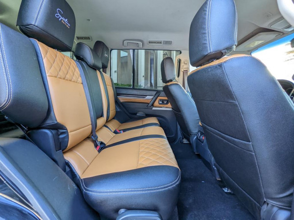 Mitsubishi Pajero 2015/ Black LHD Petrol AT SUV 4WD view 18