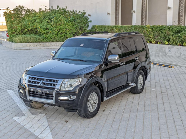 Mitsubishi Pajero 2015/ Black LHD Petrol AT SUV 4WD view 20