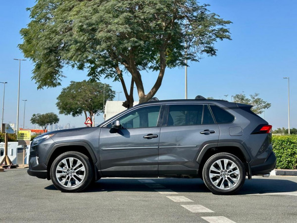 Toyota RAV 4 2023/ Grey LHD Petrol AT SUV Crossover 2WD