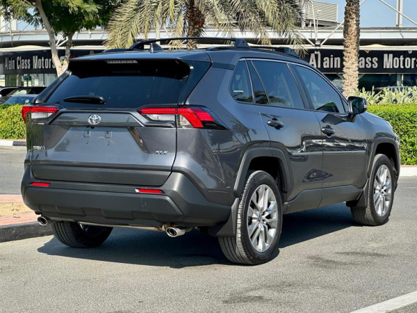 Toyota RAV 4 2023/ Grey LHD Petrol AT SUV Crossover 2WD view 15